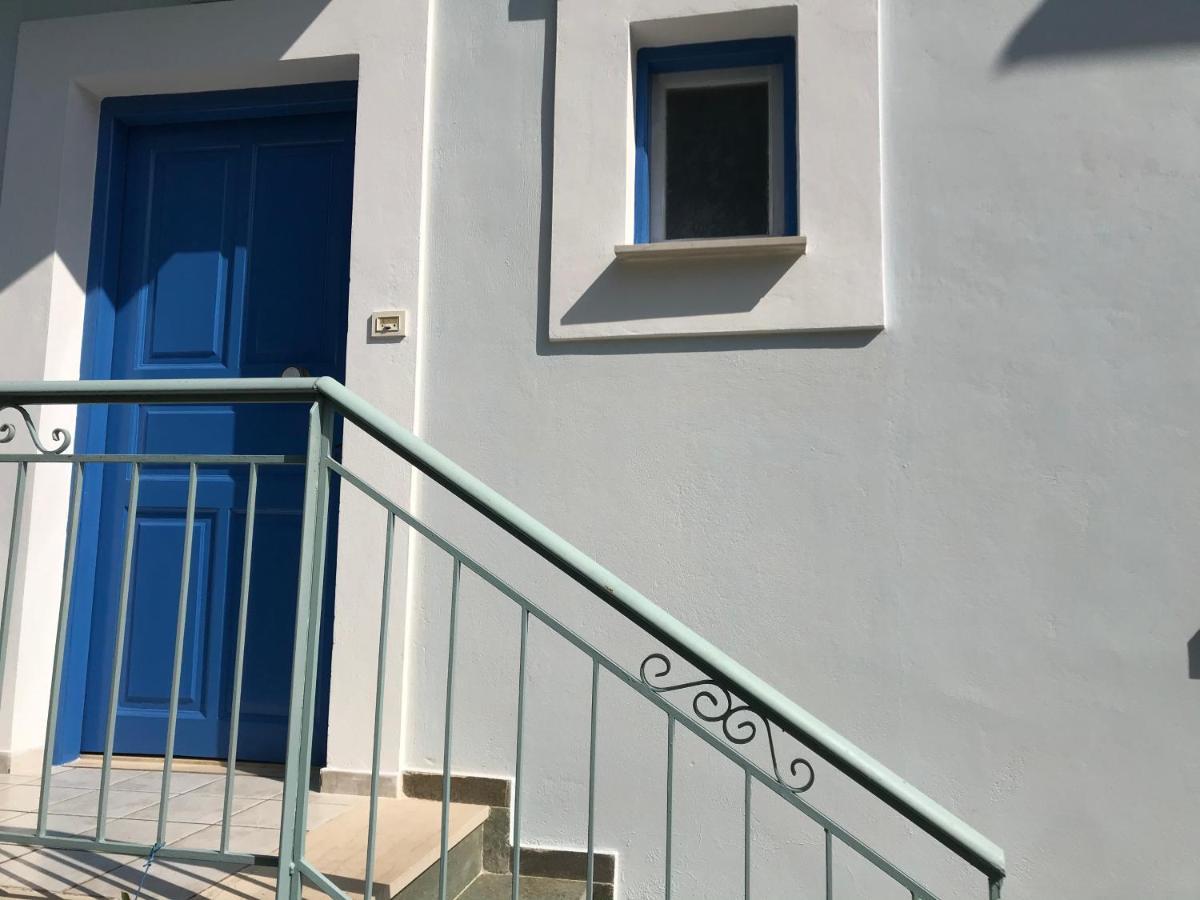 Ilias Apartments Finikounta Exterior photo