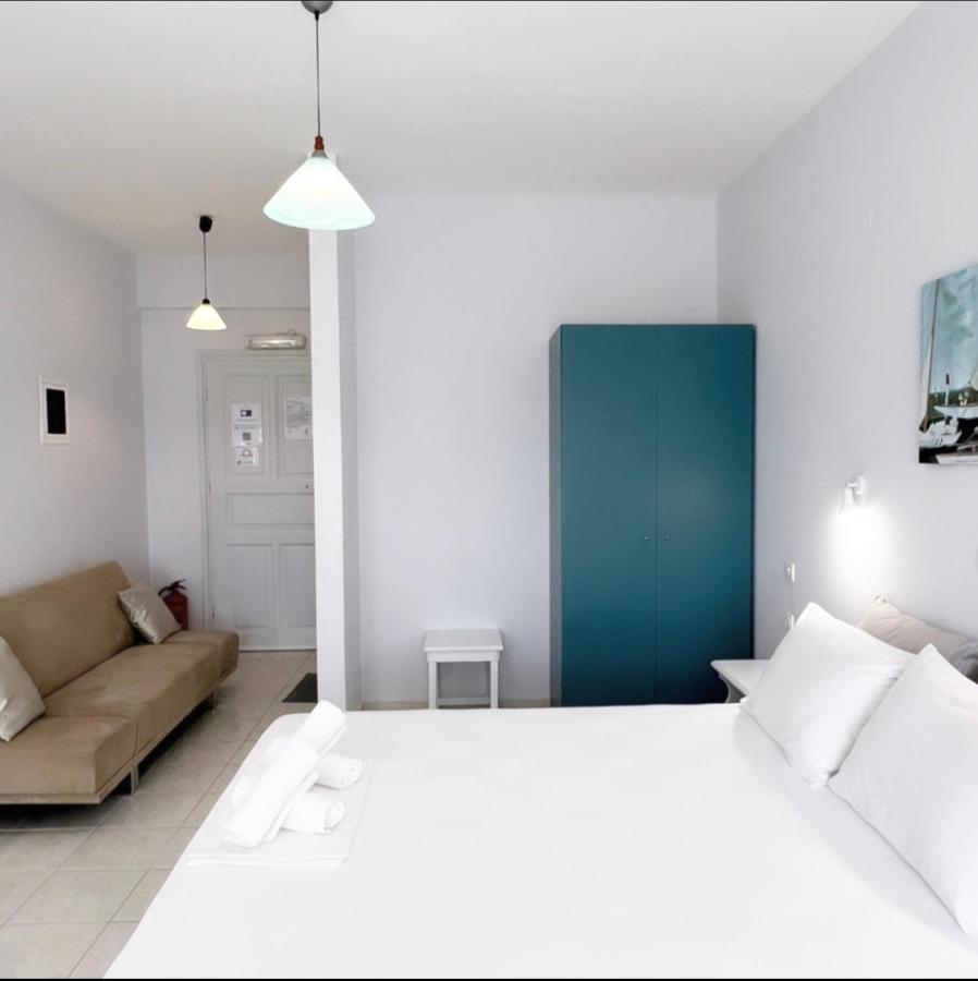 Ilias Apartments Finikounta Exterior photo
